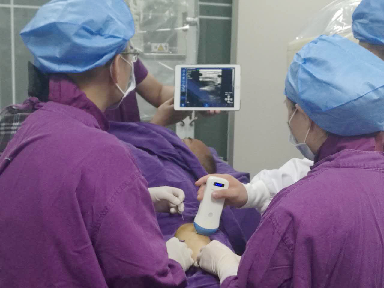 掌上超声进急诊:床旁即时超声(POCUS)能帮医生做什么 掌上超声进急诊:床旁即时超声(POCUS)能帮医生做什么